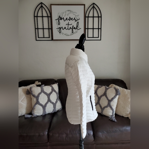 Athleta Full Zip Asymmetrical Down Puffer Coat Size XXS Classic Boho Chic Gym - Picture 5 of 11